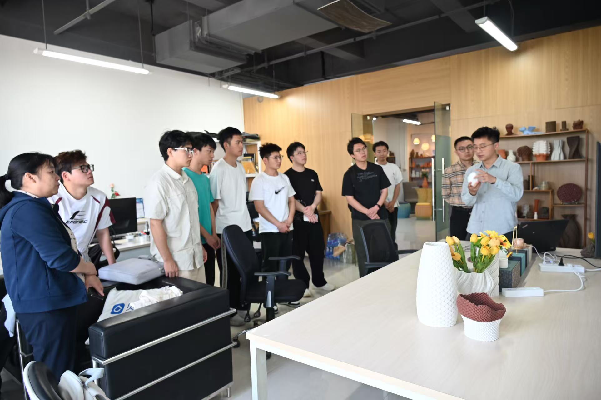 Huaqiao University Intelligent Construction Lab | YQTechDev Ceramic 3D Printers Empower Teaching & Research Practice